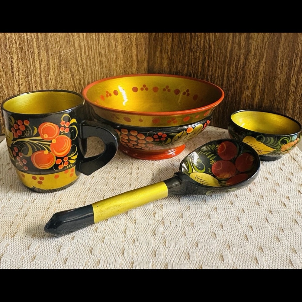 Vintage Khokhloma Original Hand Made FolkArt Lacquerware Made In Russia